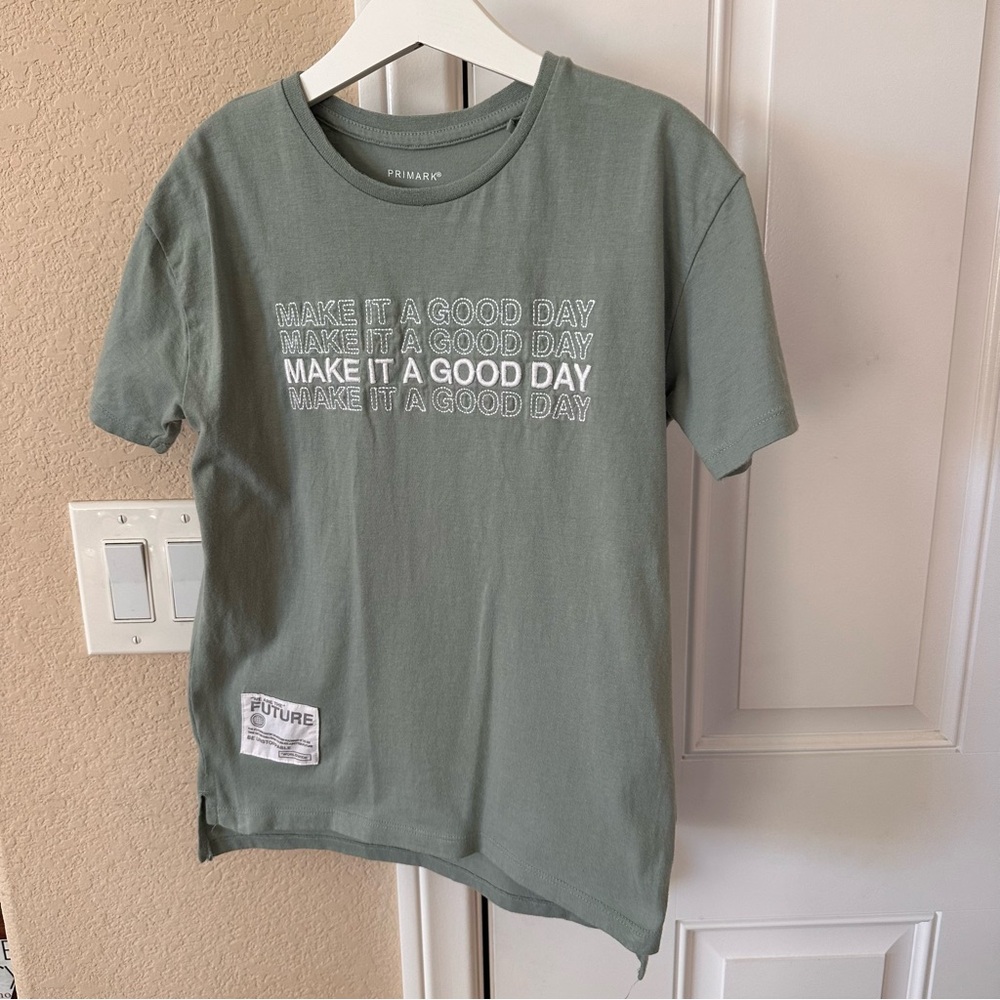 Primark Pale Green Short-Sleeved T-Shirt Size 7-8